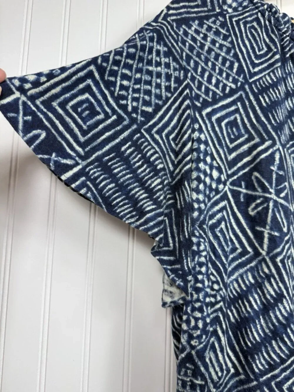 Lauren Ralph Lauren Linen Blend Tie Neck Flutter Sleeve Top Sz 1X Blue White - Picture 2 of 7